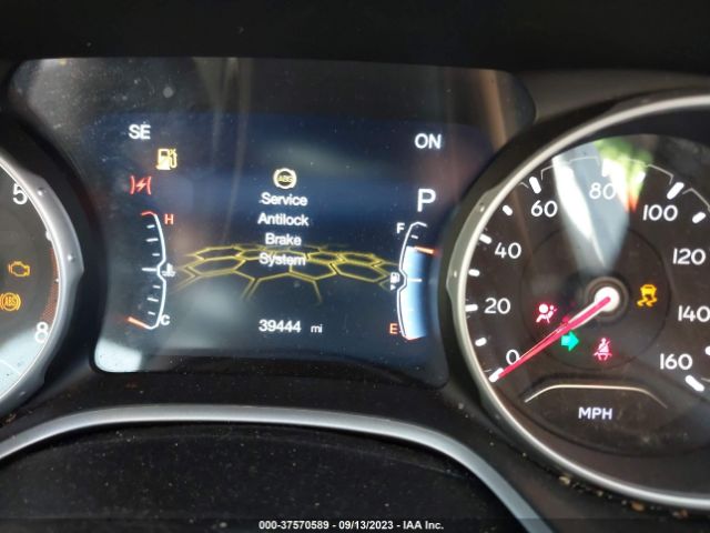 3C4NJCBB3KT782397 Jeep Compass Altitude