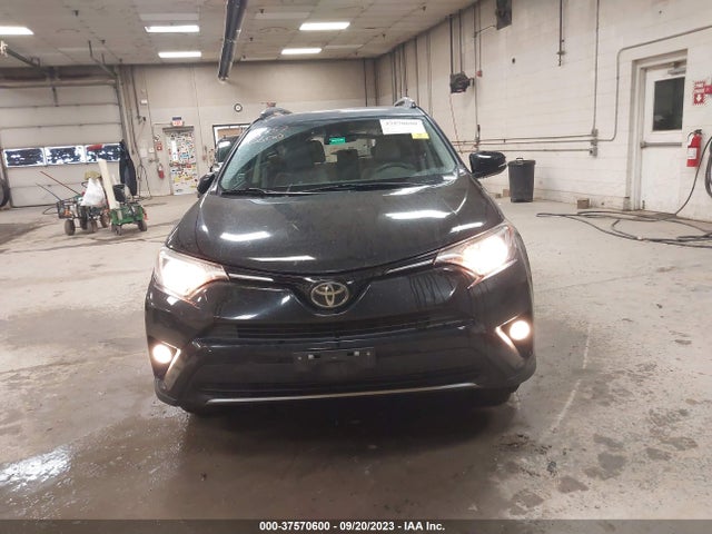 Toyota Rav4 Xle 2017 2T3RFREV9HW641122 Image 12