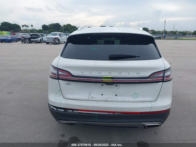 Lincoln Nautilus Standard 2021 2LMPJ6J92MBL11557 Image 16