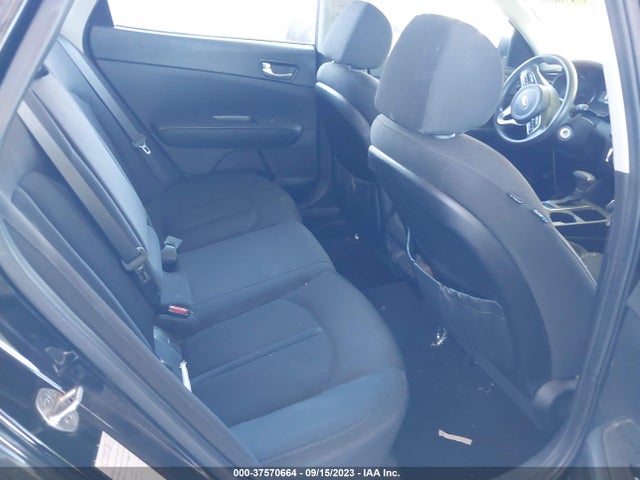 KIA Optima Lx 2017 5XXGT4L37HG133464 Image 8