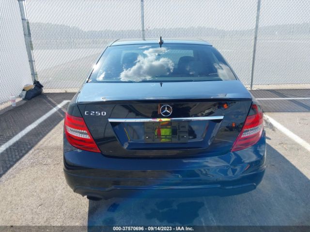 WDDGF4HBXEA945877 Mercedes-Benz C 250 Sport/luxury