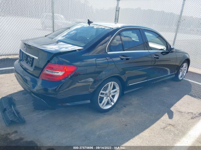 WDDGF4HBXEA945877 Mercedes-Benz C 250 Sport/luxury