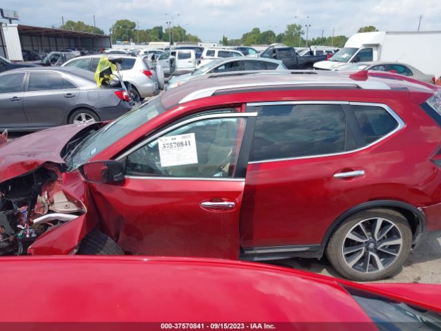 5N1AT2MT5KC708057 Nissan Rogue Sl