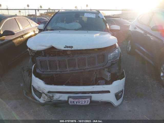 3C4NJCBB9KT749307 Jeep Compass Altitude