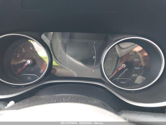 3C4NJCBB9KT749307 Jeep Compass Altitude