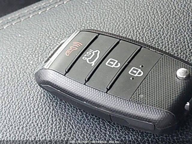 KNDPMCAC4L7797216 KIA Sportage Lx