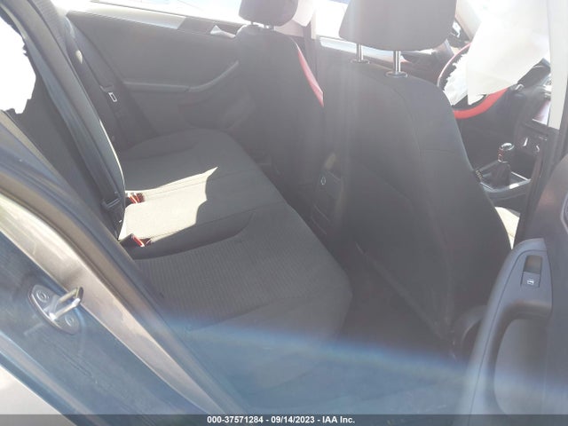 3VWB07AJ9FM292677 Volkswagen Jetta Sedan 1.8t Se