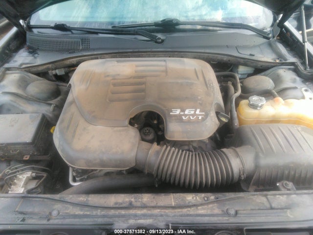 2C3CCAGG2FH899501 Chrysler 300 300s