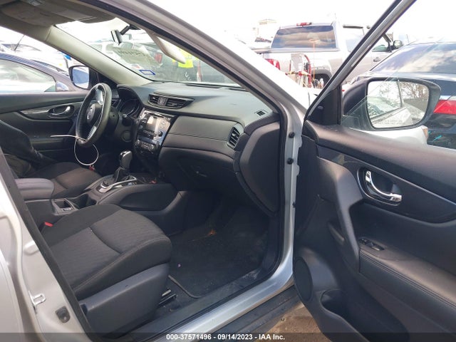 2017 NISSAN ROGUE SV VIN: KNMAT2MV1HP508865