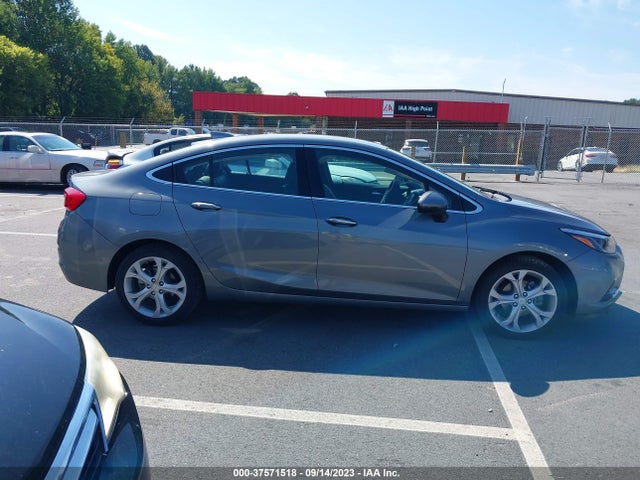 Chevrolet Cruze Premier 2018 1G1BF5SM0J7196348 Image 13