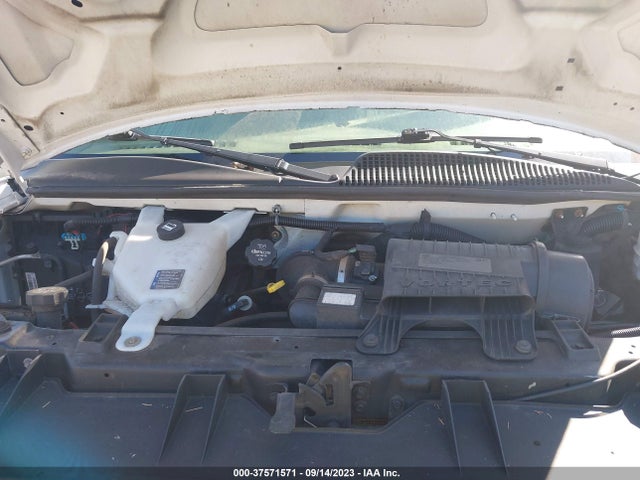 Chevrolet EXPRESS CARGO VAN 2016 1GCWGAFF1G1151828 Image 10