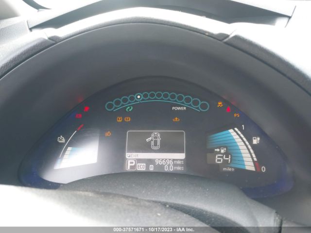 1N4AZ0CP9FC327335 Nissan LEAF SV