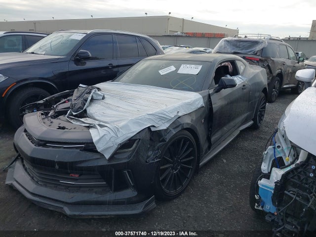 Chevrolet Camaro 1lt 2017 1G1FB1RS0H0102496 Image 2
