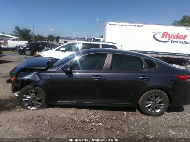 5XXGT4L38KG326911 KIA Optima Lx