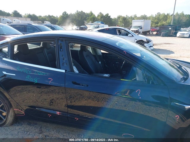 2018 Tesla 3, VIN: 5YJ3E1EA2JF010067