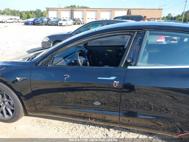 2018 Tesla 3, VIN: 5YJ3E1EA2JF010067