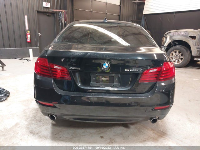 BMW 535i Xdrive 2015 WBA5B3C53FD545715 Image 16
