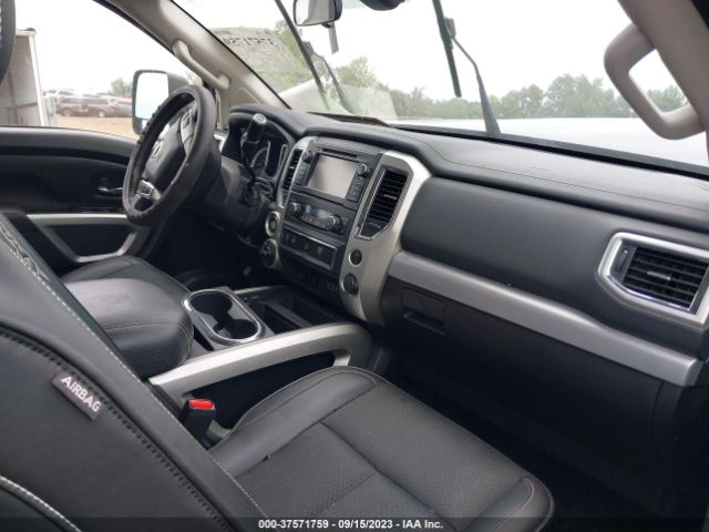 1N6AA1E52KN501955 Nissan Titan Pro-4x