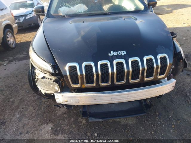 1C4PJLCB1GW281470 Jeep Cherokee Latitude
