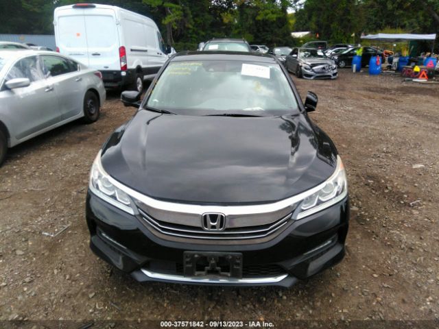 1HGCR2F05HA197602 Honda Accord Sedan Ex