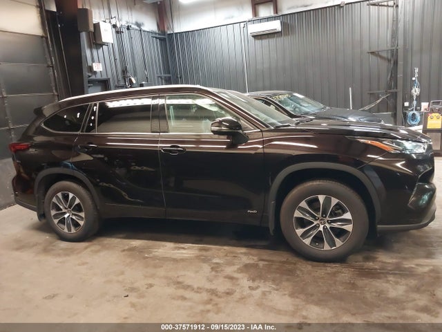 Toyota HIGHLANDER HYBRID 2022 5TDGBRCH2NS074443 Image 13