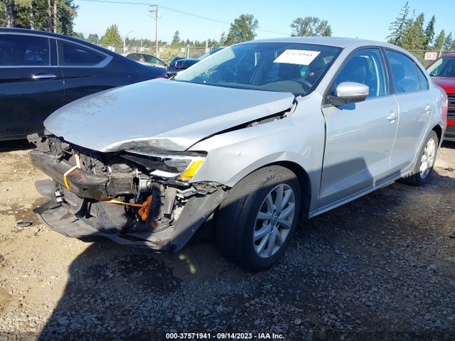 3VWD17AJ0EM351006 Volkswagen Jetta Sedan Se