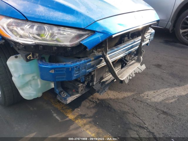 3FA6P0HD8KR173769 Ford FUSION SE