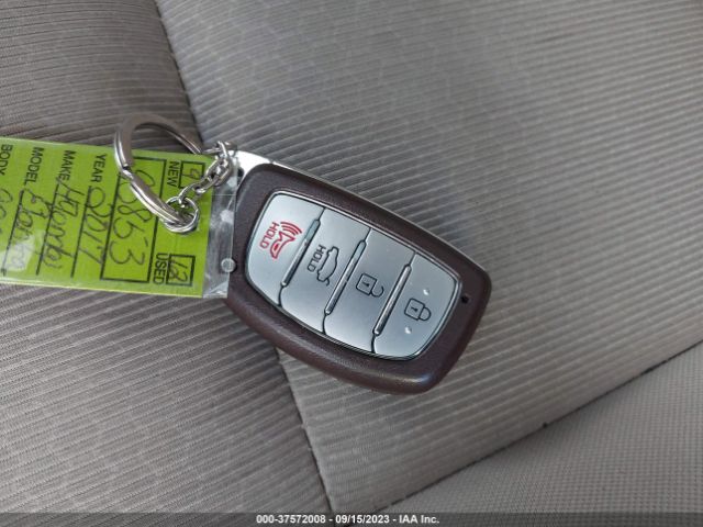 Hyundai Elantra Value Edition 2017 5NPD84LF7HH137579 Image 11