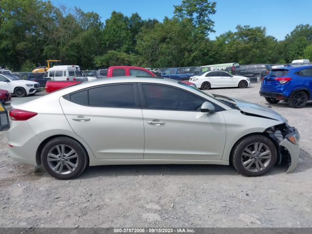 Hyundai Elantra Value Edition 2017 5NPD84LF7HH137579 Image 13