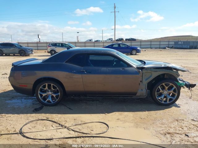 2C3CDZAG8HH502025 Dodge Challenger Sxt Plus