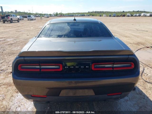 2C3CDZAG8HH502025 Dodge Challenger Sxt Plus
