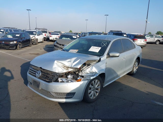1VWAT7A3XFC020094 Volkswagen Passat 1.8t Wolfsburg Ed
