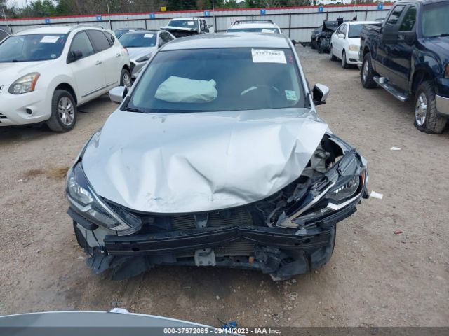 3N1AB7AP0JY227685 Nissan SENTRA SV