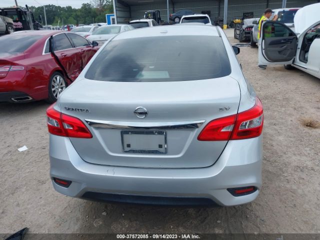 3N1AB7AP0JY227685 Nissan SENTRA SV