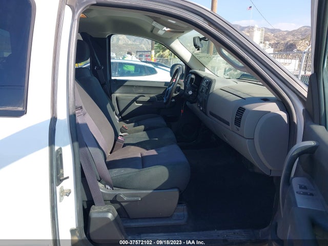 2013 CHEVROLET SILVERADO 1500 LS VIN: 1GCRCREA4DZ201017