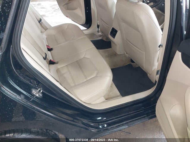 1VWBV7A3XFC043891 Volkswagen Passat 2.0l Tdi Se W/sunroof