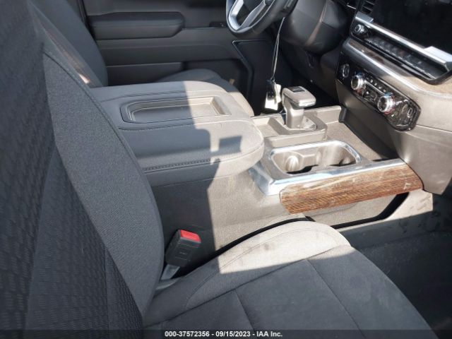 1GTUUCED8NZ642942 GMC Sierra 1500 Elevation