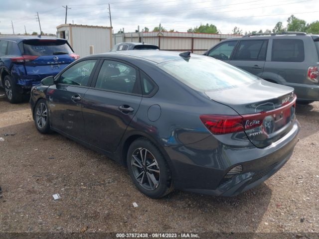 3KPF24AD8PE572058 KIA Forte Lxs