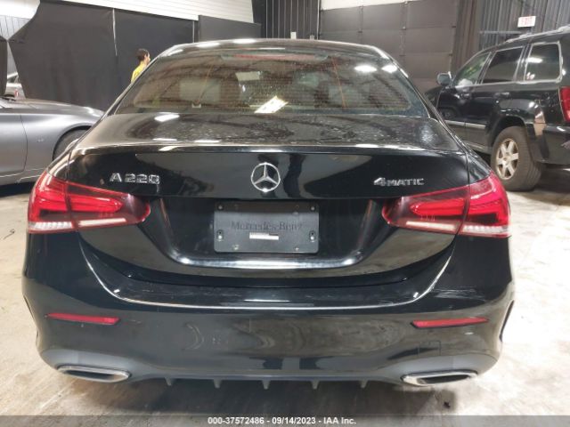 W1K3G4FB5MJ283686 Mercedes-Benz A-class A 220