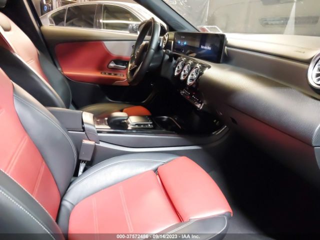 W1K3G4FB5MJ283686 Mercedes-Benz A-class A 220