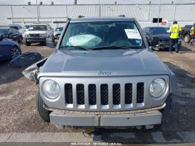 1C4NJPFA1GD794697 Jeep Patriot Latitude