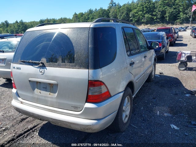 2000 MERCEDES-BENZ M-CLASS VIN: 4JGAB54E2YA208237
