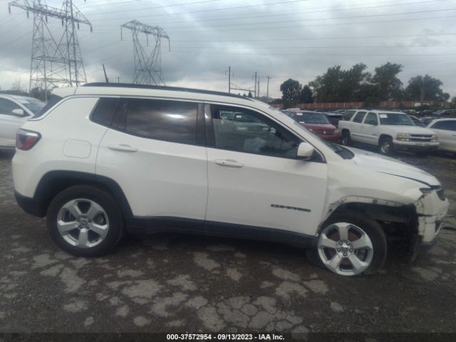 3C4NJDBB5JT223728 Jeep Compass Latitude