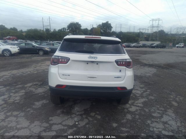 3C4NJDBB5JT223728 Jeep Compass Latitude