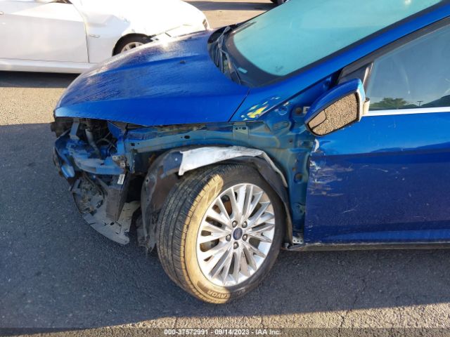 1FADP3J23JL217837 Ford Focus Titanium