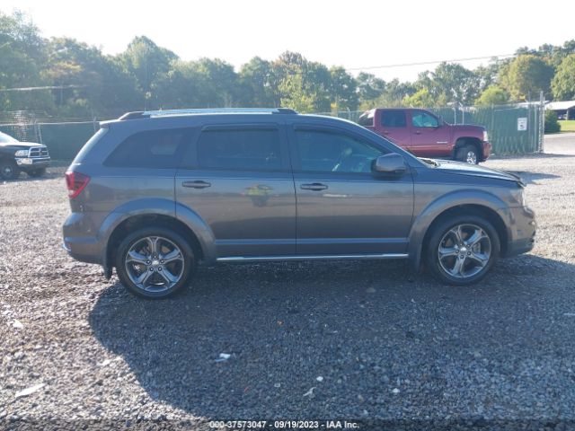 3C4PDCGB2FT686534 Dodge Journey Crossroad