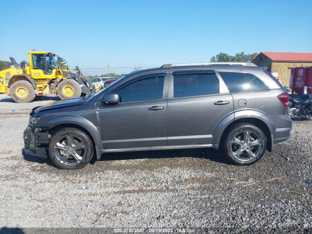 3C4PDCGB2FT686534 Dodge Journey Crossroad