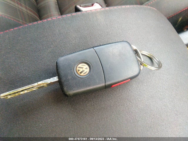 2010 VOLKSWAGEN GTI VIN: WVWGD7AJ4AW231257