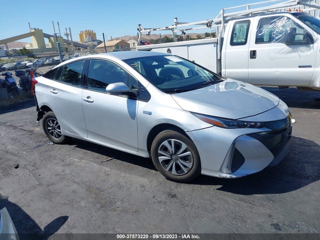 2018 JTDKARFPXJ3093804 main image