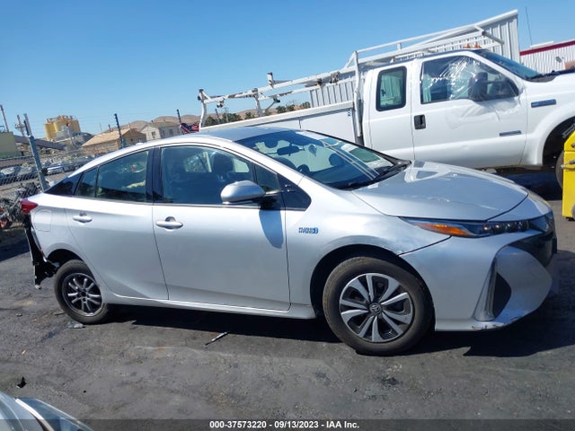 Toyota Prius Prime Plus/premium/advanced 2018 JTDKARFPXJ3093804 Image 14